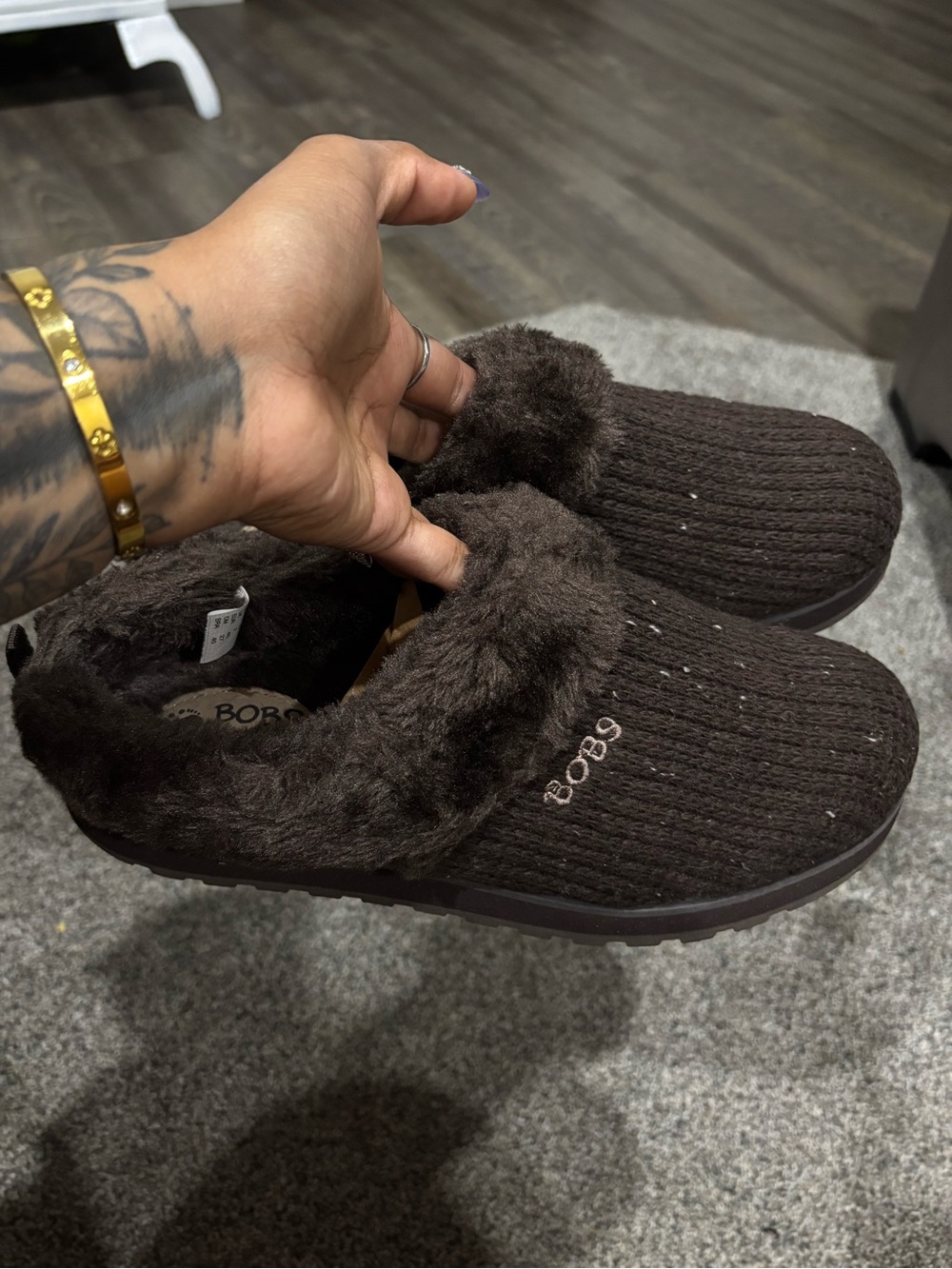 Skechers BOBS  teddy bear Plush Slip-On Slippers in Dark Brown